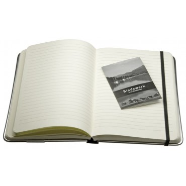 Книга для записей BASIC, линованная, черная